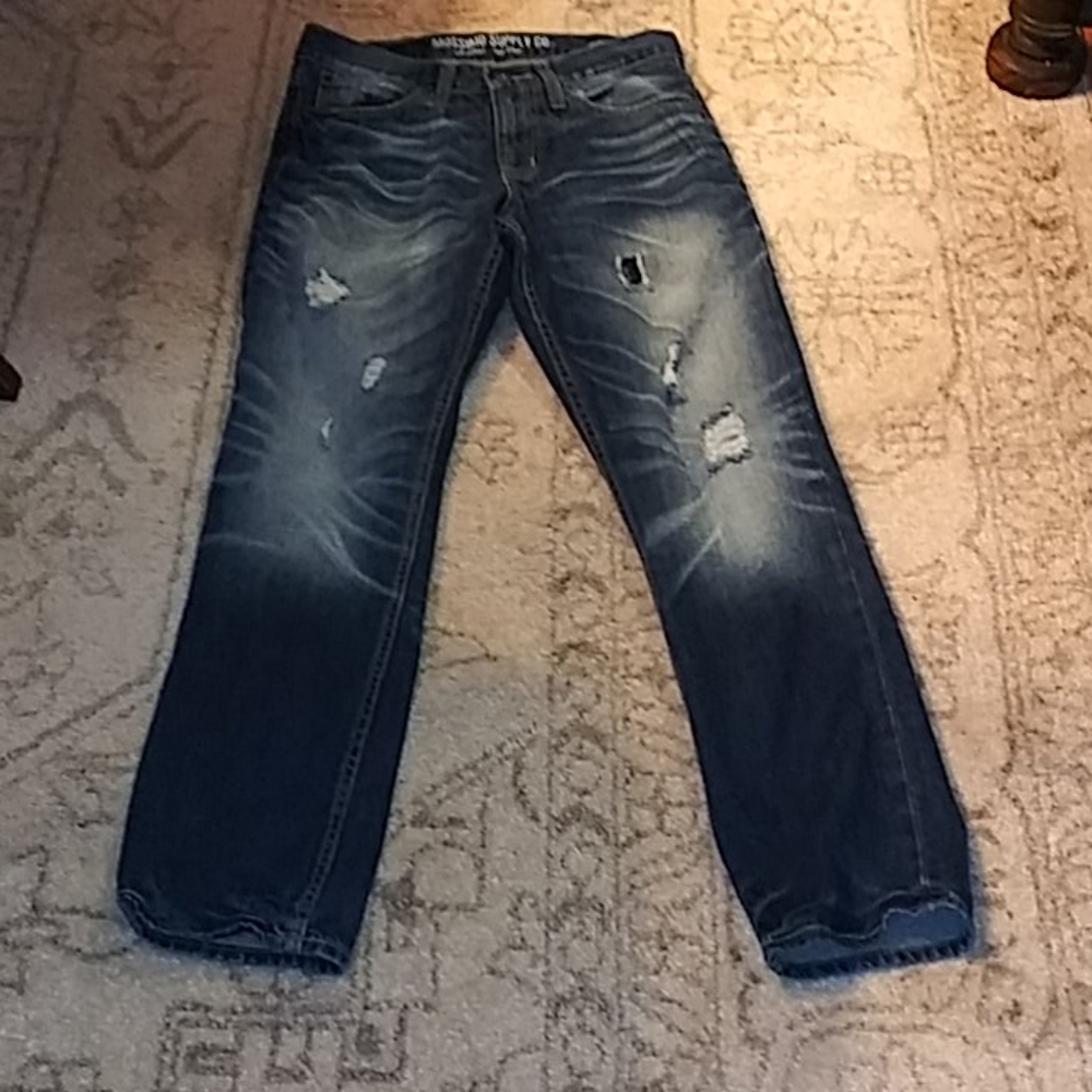 MOSSIMO 30/30 DENIM DISTRESSED JEANS